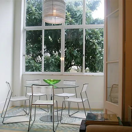 Sparkling 4 Bedroom Apartment In Lisbon Lägenhet *