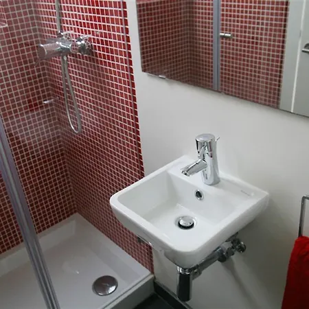 Sparkling 4 Bedroom Apartment In Lisbon Lägenhet *