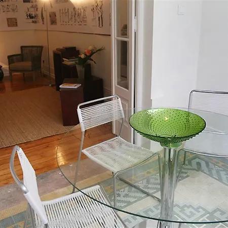 Sparkling 4 Bedroom Apartment In Lisbon *